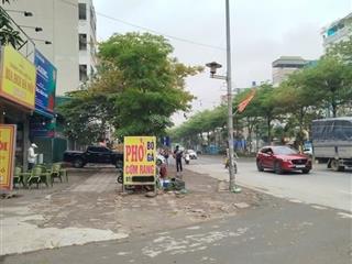 Bán đất mặt phố lê trọng tấnlê quang đạo200m2 mt 8mxây khách sạn,building...