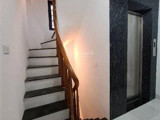 Hơn 6 tỷgần đh điện lực5t thang máydòng tiền 30tr