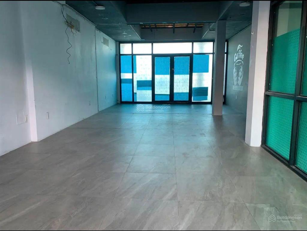 Mặt tiền hồng bàng quận 11 4x17m, nở hậu 4.2m