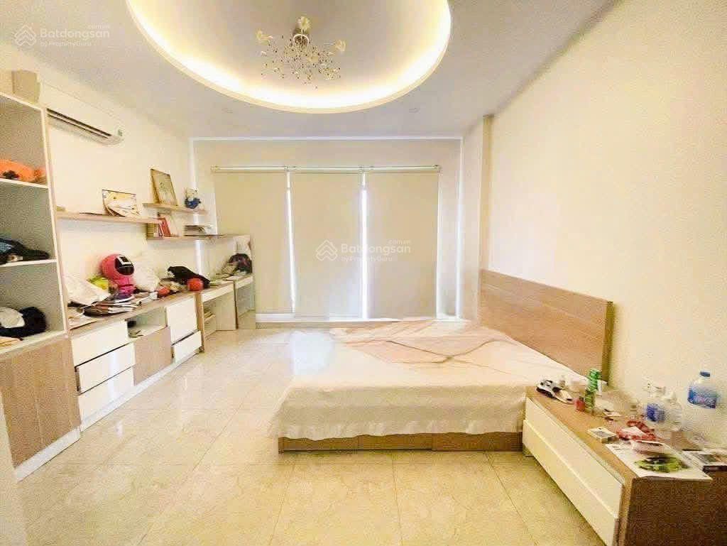 Mặt tiền ba tháng hai quận 11, 4 tầng 4x17m dòng tiền cho thuê gần 30 triệu/ tháng