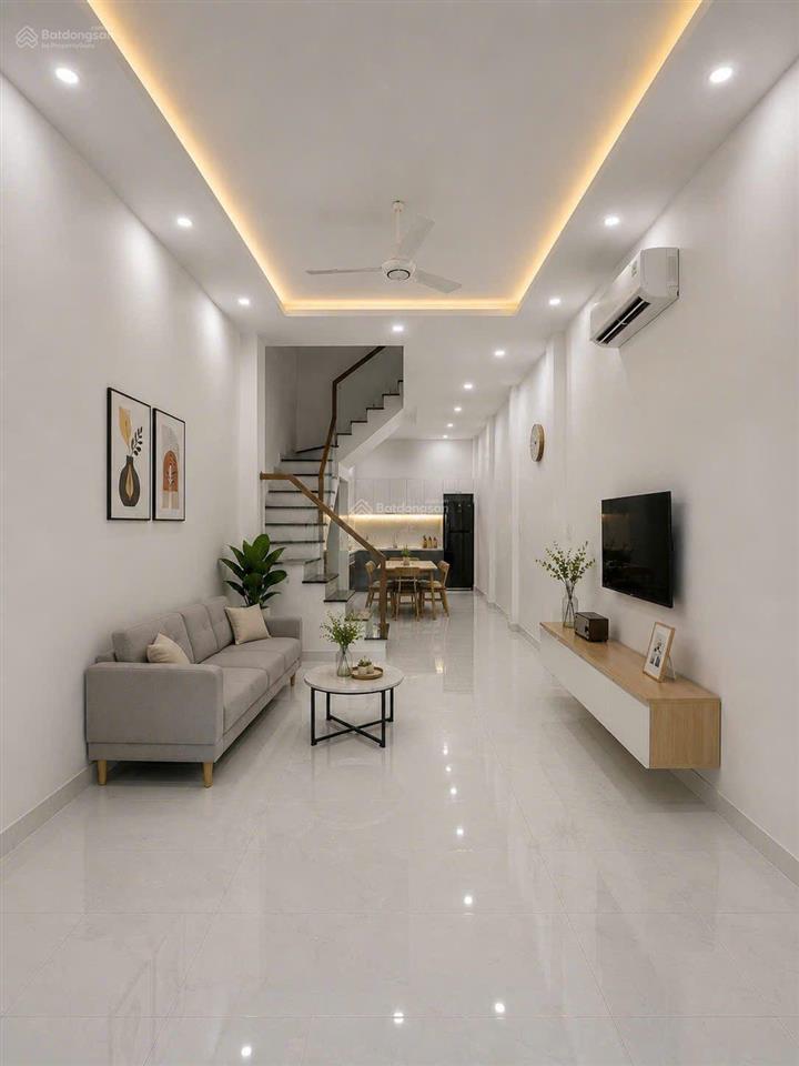 Khu lê đại hành, quận 11  nhà mới ở liền  xe hơi ngủ trong nhà  9.5 tỷ