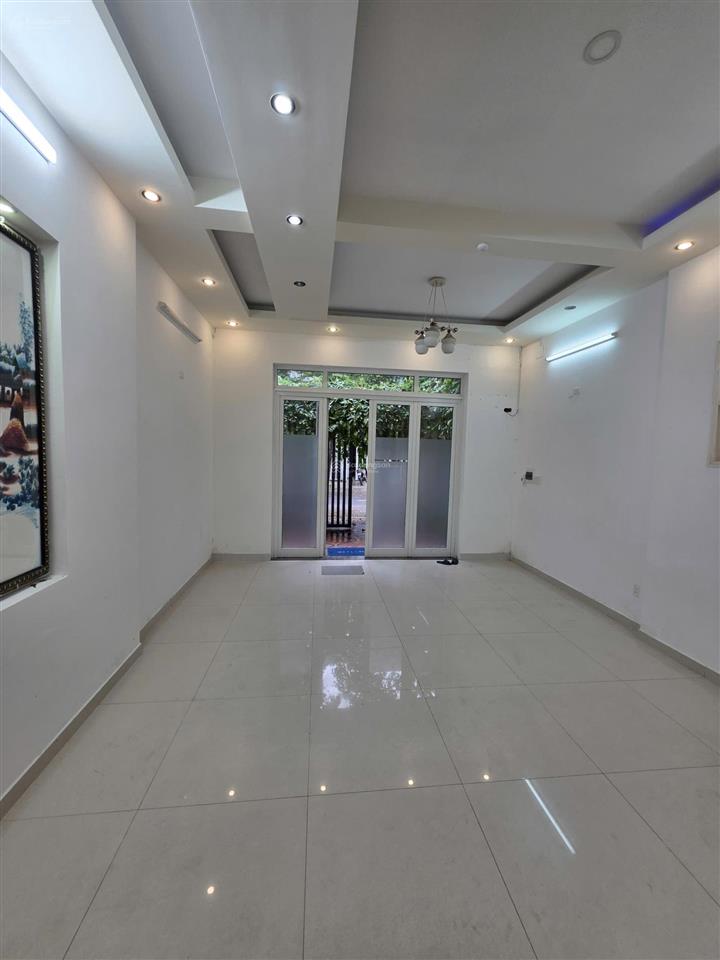 Nhà 3 tầng đường phước trường 12
