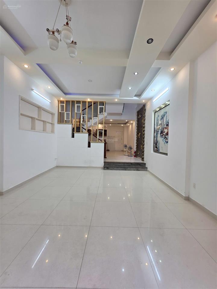 Nhà 3 tầng đường phước trường 12