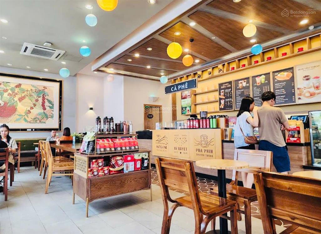 Bán nhà mặt tiền giá hẻm lê quang định, dt lớn 630m2, ctxd hầm + 7 tầng giá tốt 80tỷ (~128tr/m2)