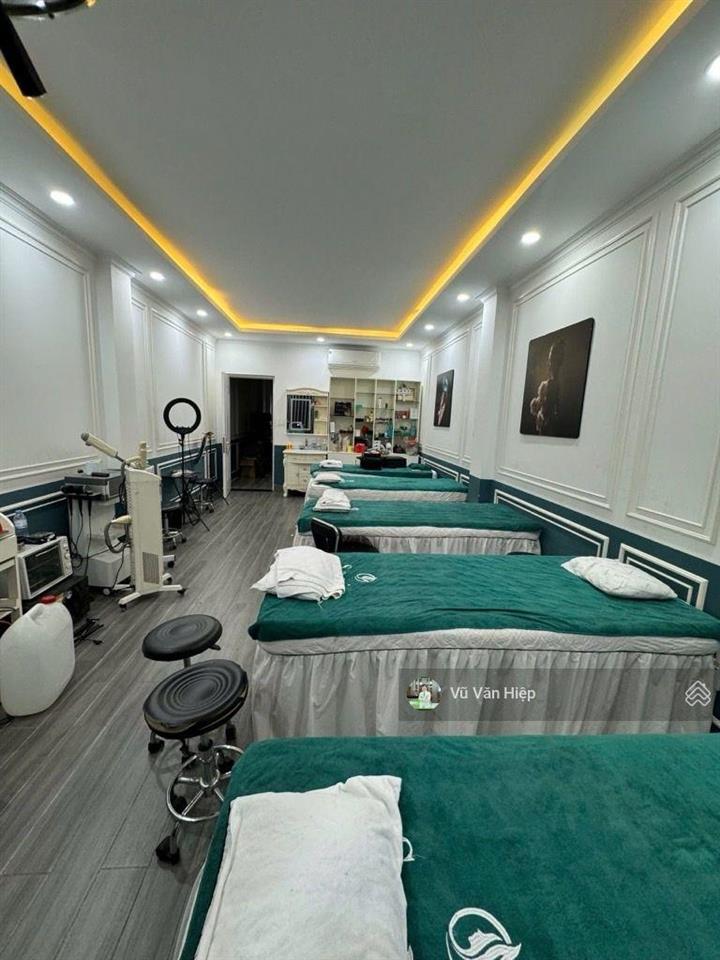 Nhà 5 tầng thang máy, dt 4x25 đường 8m gồm 6pn 8wc chỉ hơn 10 tỷ tân hoà đông