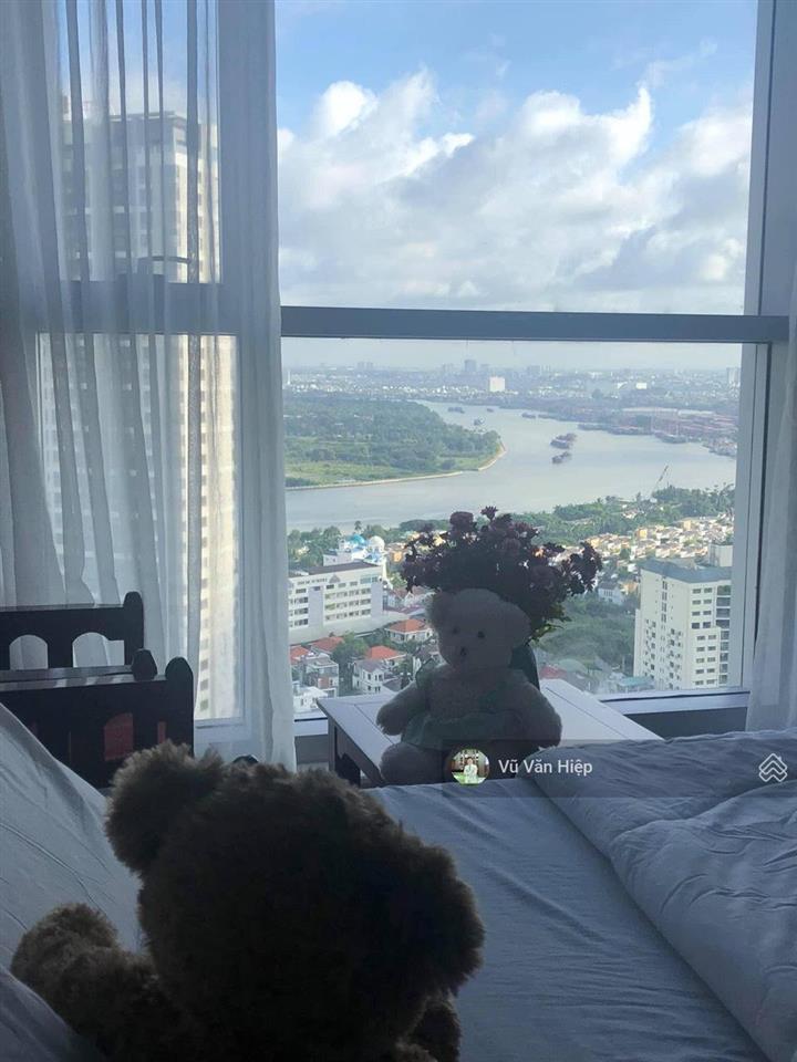 Chính chủ bán căn 3pn tháp thương mại t3 estella heights 125m2 bán 20 tỷ.