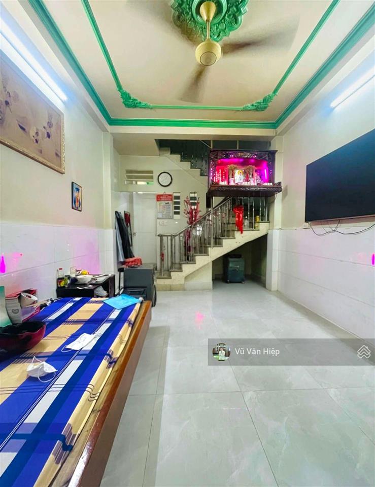 Nhà 2 tầng hẻm 3 gác thông sát mặt tiền hậu giang, 3,5m x 11m hơn 4 tỷ.  0968 888 ***