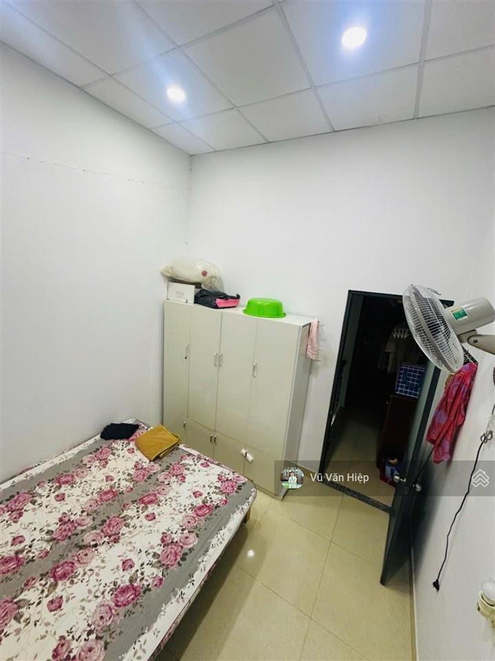 Nhà 2 tầng  2pn 2wc hẻm xe hơi 6m thông bà hom  quận 6 chỉ 4,2 tỷ
