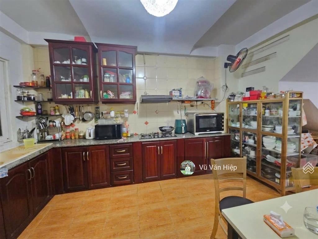 Mặt tiền khu tên lửa 4 tầng 4m x 16m 5pn 7wc bán 8,3 tỷ.  0968 888 *** hiệp realty