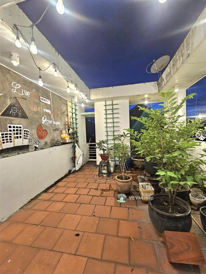 Mặt tiền khu tên lửa 4 tầng 4m x 16m 5pn 7wc bán 8,3 tỷ.  0968 888 *** hiệp realty