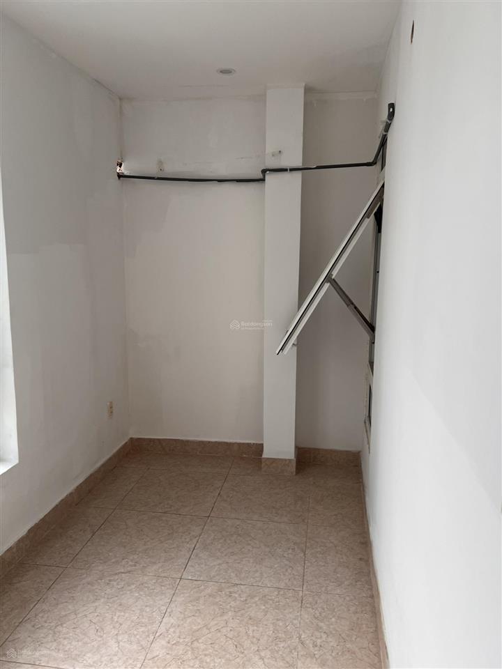Cho thuê căn hộ riêng thoáng đãng, yên tĩnh, đường ô tô