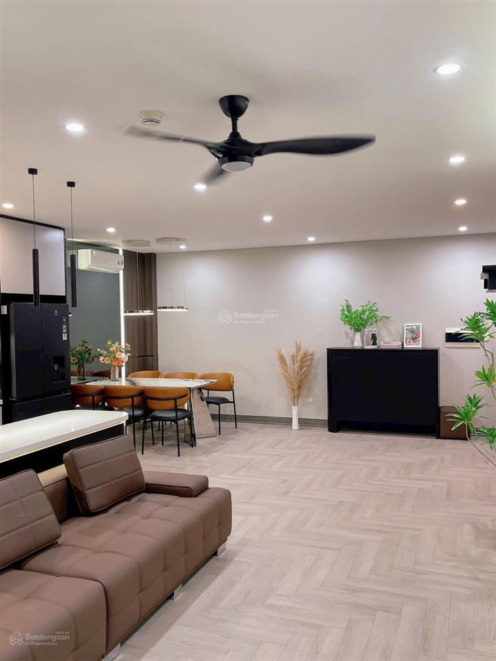 Cho thuê căn hộ 3pn, 2wc, 135m2 tại n03t6 ngoại giao đoàn/0333 259 ***/zalo