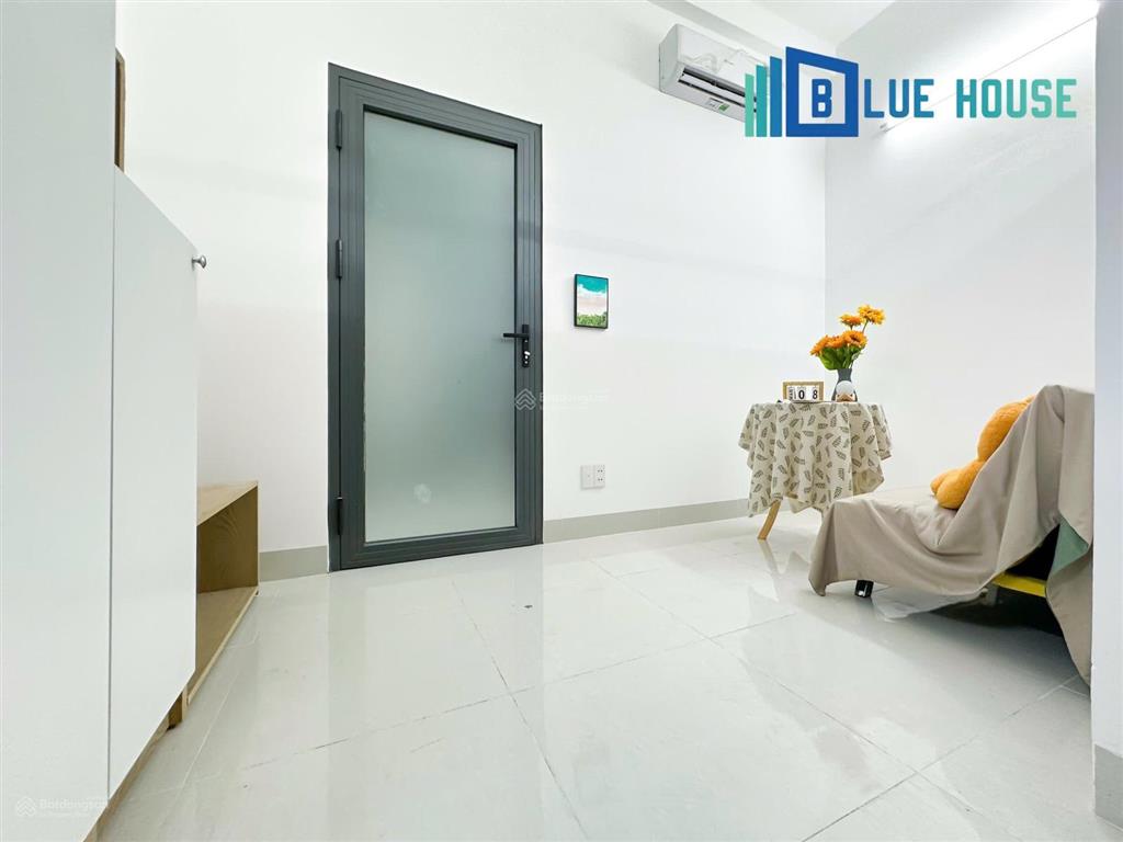 Tân phú trống sẵn phòng ban công  ngay đh công thương  2,3 bạn ở thoải mái