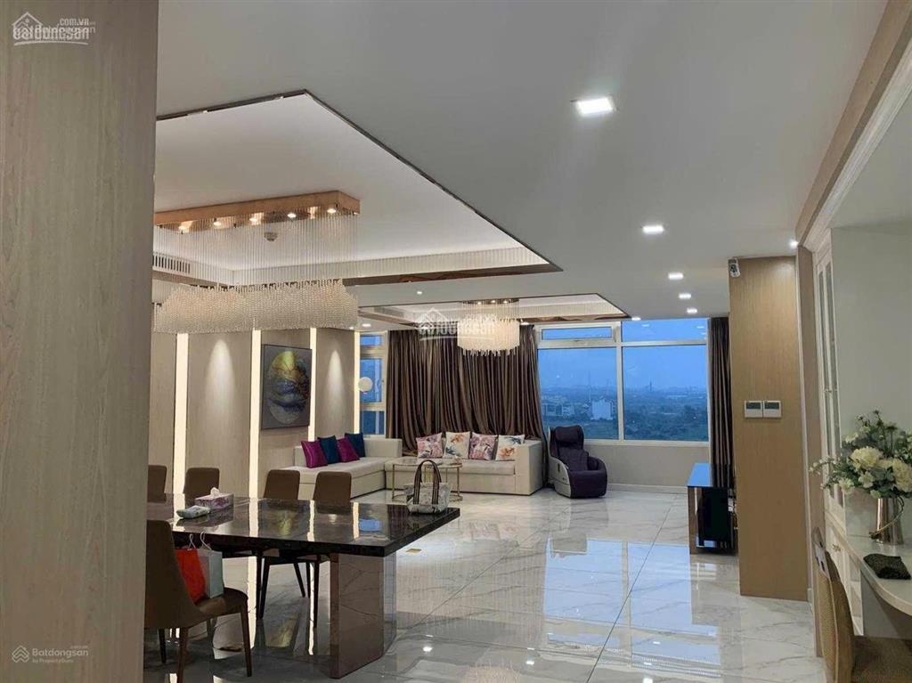 Chính chủ bán căn hộ 79m2 usilk city full nội thất, ban công hướng mát. giá tốt hơn 5tỷ.