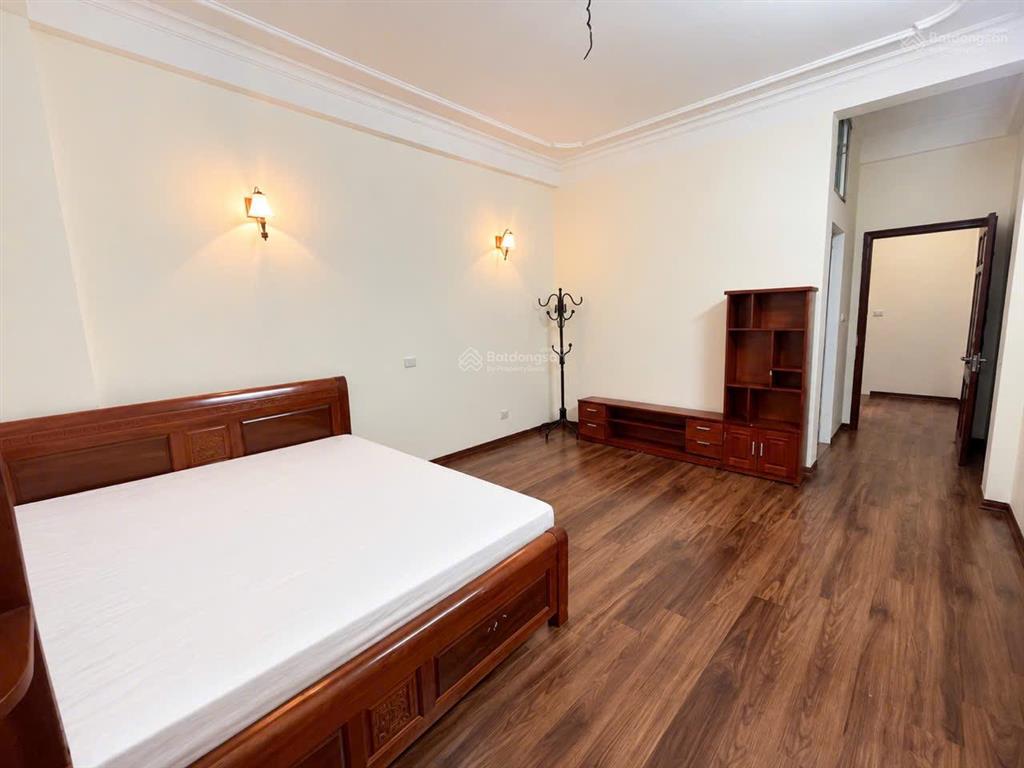 Cho thuê phố lụa hà đông  giá 11 triệu. nhà 40m2x4 tầng 3pn, 3vs tiện ích đầy đủ.