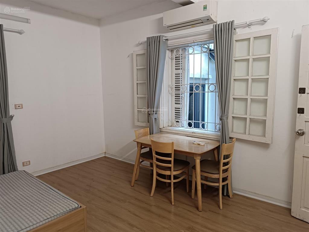 Căn hộ cc phố cổ hàng bún, ba đình, sân vườn sáng thoáng, ô tô đỗ cổng. 6 tr,  0917 420 ***