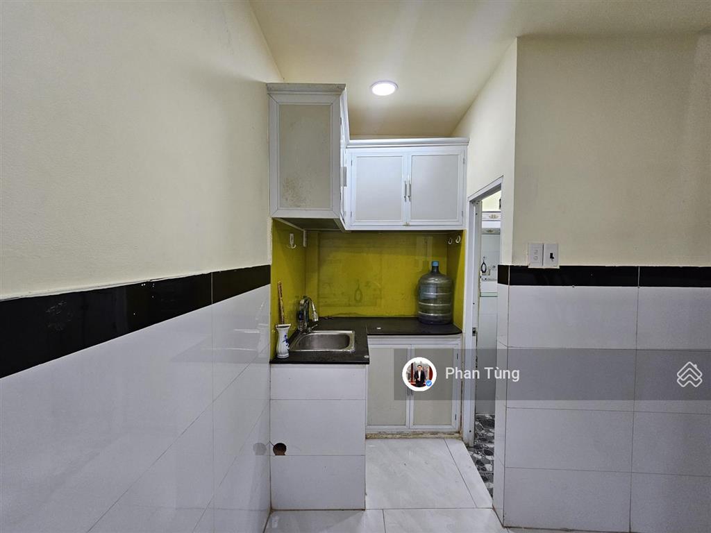 [ 3 tầng ]2pngiáp q.1hàng xóm landmard hẻm thoáng