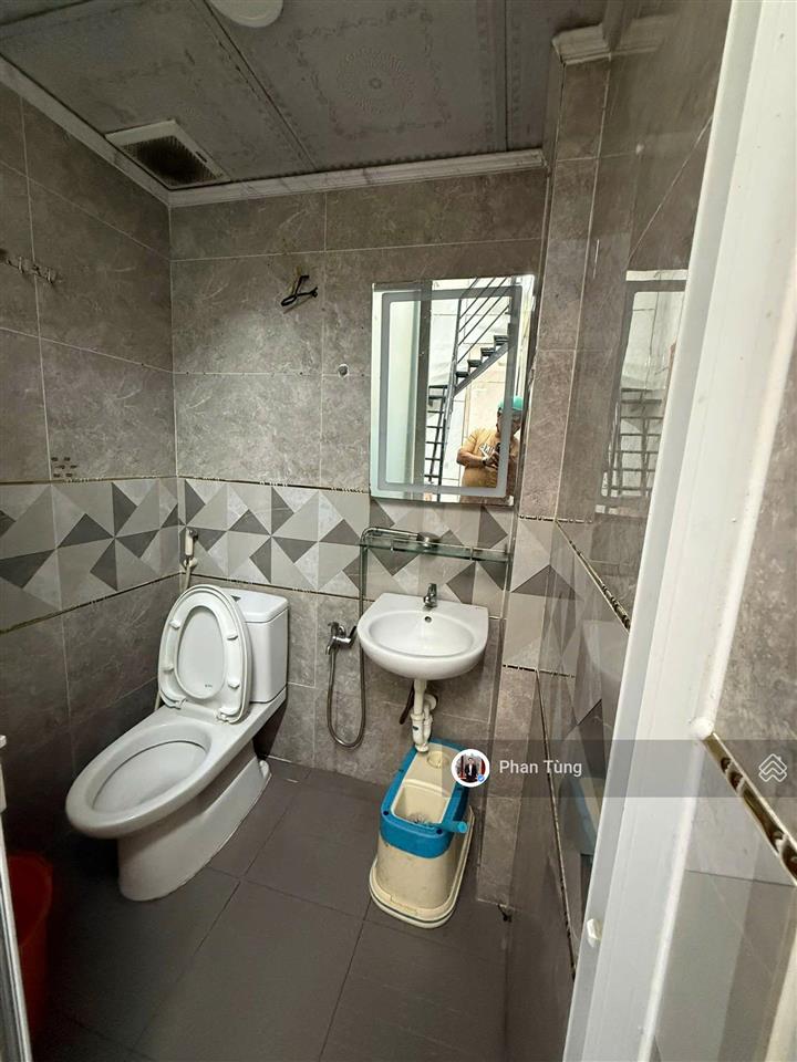 24m2 đất giáp q. 1 gần cầu bông, 2 tầng, hẻm thoáng, khu dân trí