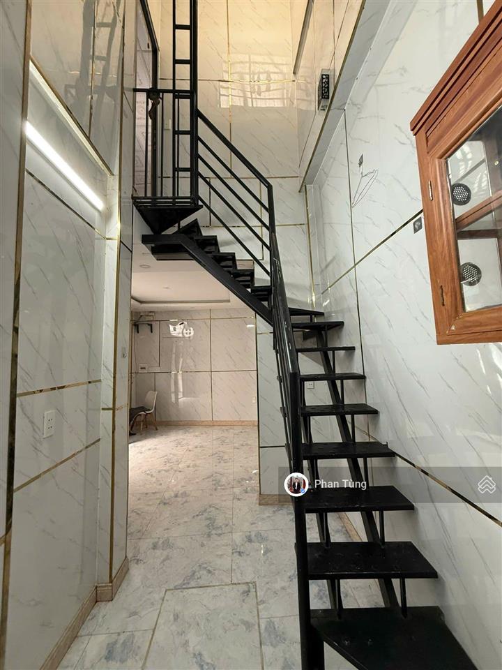 24m2 đất giáp q. 1 gần cầu bông, 2 tầng, hẻm thoáng, khu dân trí