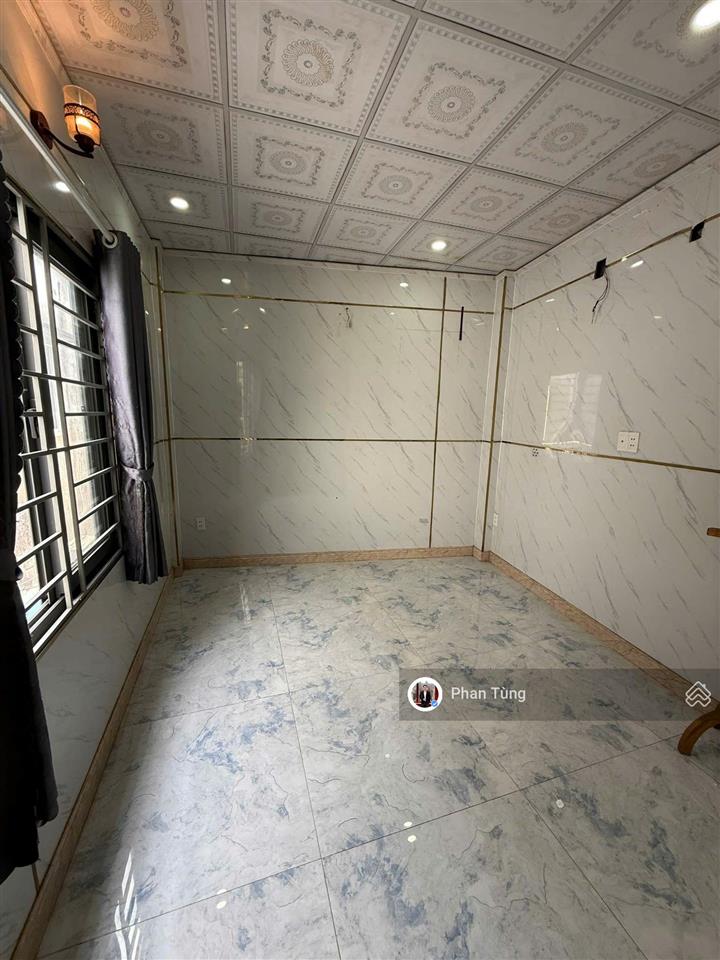 24m2 đất giáp q. 1 gần cầu bông, 2 tầng, hẻm thoáng, khu dân trí