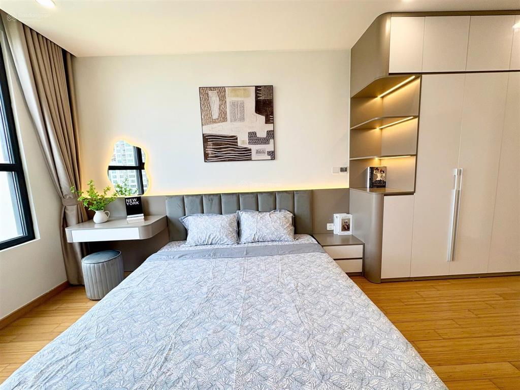 Hiếm! căn 2pn vinhomes d'capitale view trực diện hồ thanh xuân, tầng trung đẹp, giá tốt