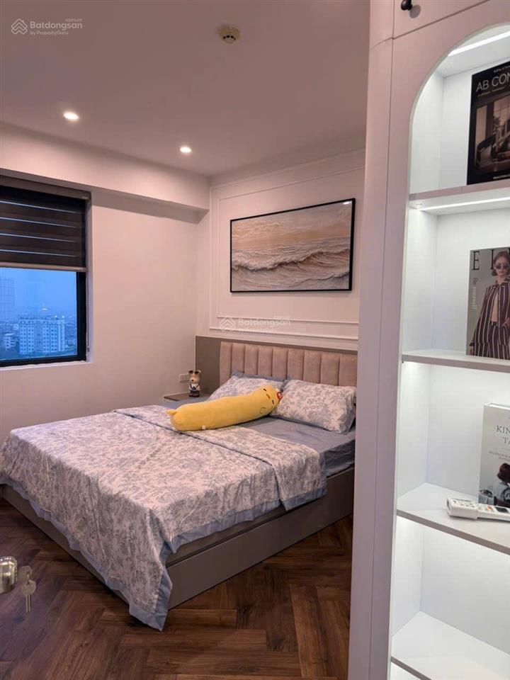 Hiếm! căn 2pn vinhomes d'capitale view trực diện hồ thanh xuân, tầng trung đẹp, giá tốt