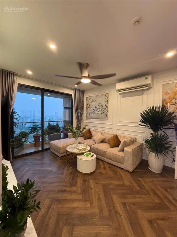 Hiếm! căn 2pn vinhomes d'capitale view trực diện hồ thanh xuân, tầng trung đẹp, giá tốt