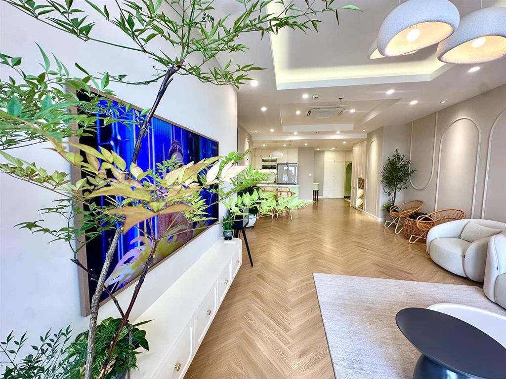 Cần bán căn hộ 2n2vs toà hh2 view thành phố chung cư 90 nguyễn tuân giá hời