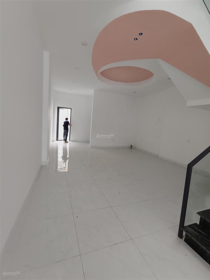Cho thuê nhà mới xây khu tên lửa 6*20m một trệt một lầu 3pn nhà mới 100%