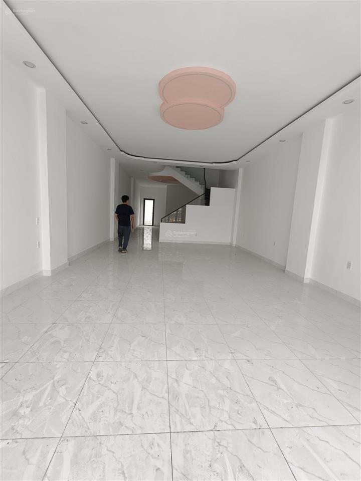 Cho thuê nhà mới xây khu tên lửa 6*20m một trệt một lầu 3pn nhà mới 100%