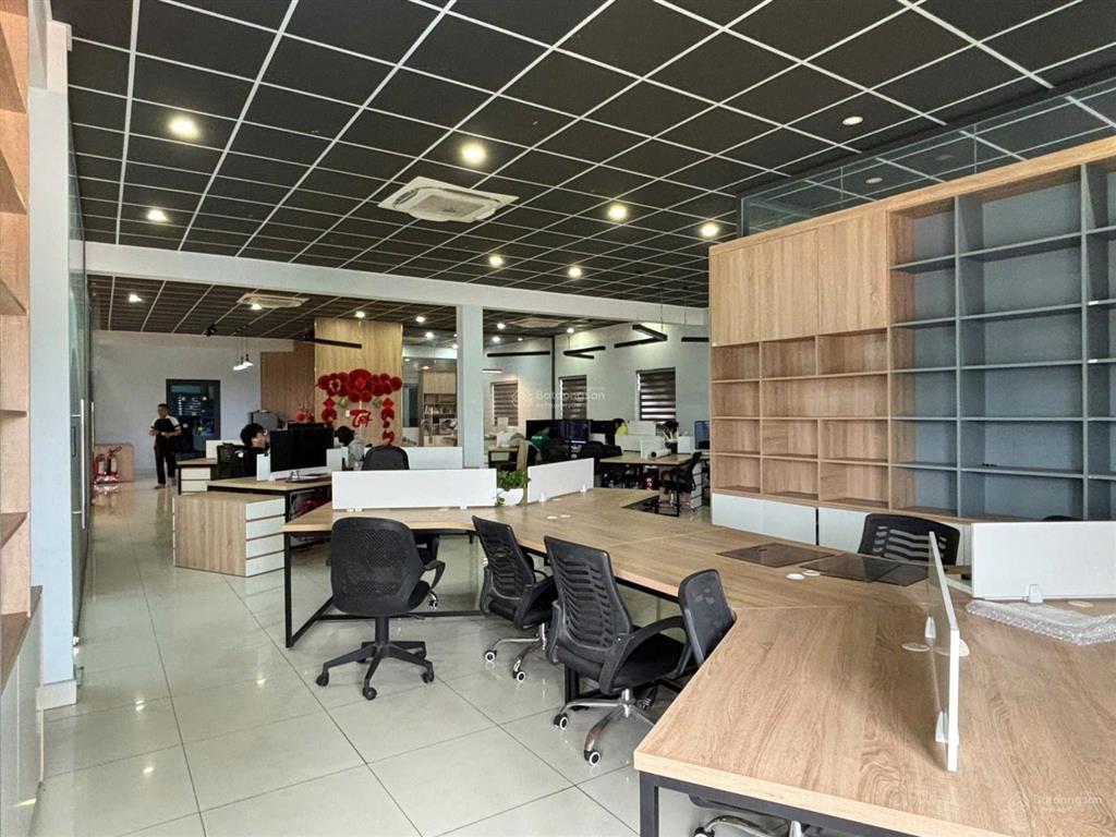 Cho thuê nhà xưởng văn phòng 1500m2 đường xe container quận bình tân gần aeon