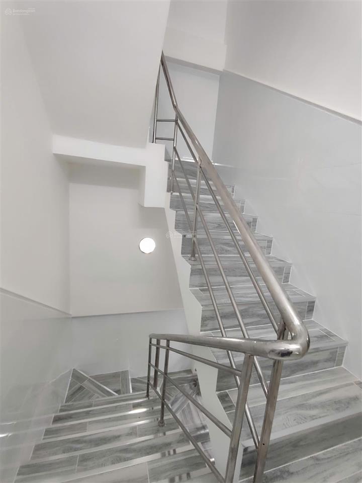 Cho thuê nhà khu tên lửa mới xây quận bình tân gần aeon 4*16m 2lầu 3pn có máy lạnh