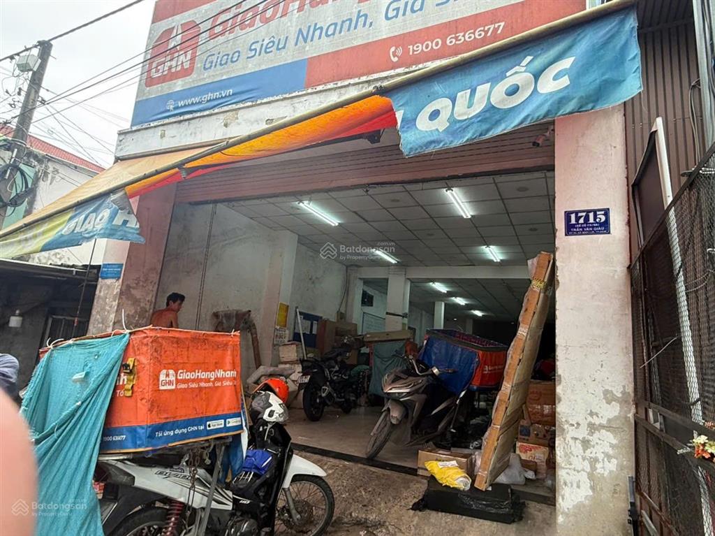Bán nhà mặt tiền đường trần văn giàu 6*21m một trệt một lầu