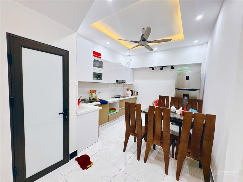 Bán gấp! chùa bộc, ngõ thông, gần phố, 35m ô tô tránh, nhà 3 thoáng, full nội thất ở luôn, 50m²*5t