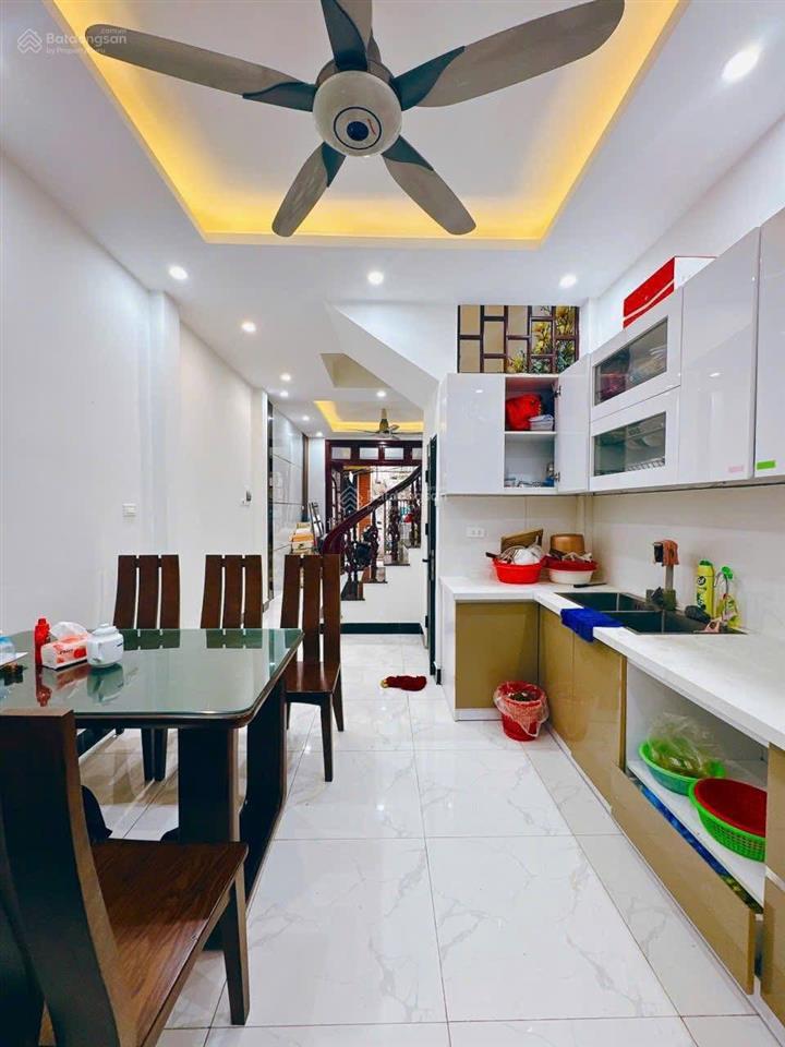 Bán gấp! chùa bộc, ngõ thông, gần phố, 35m ô tô tránh, nhà 3 thoáng, full nội thất ở luôn, 50m²*5t
