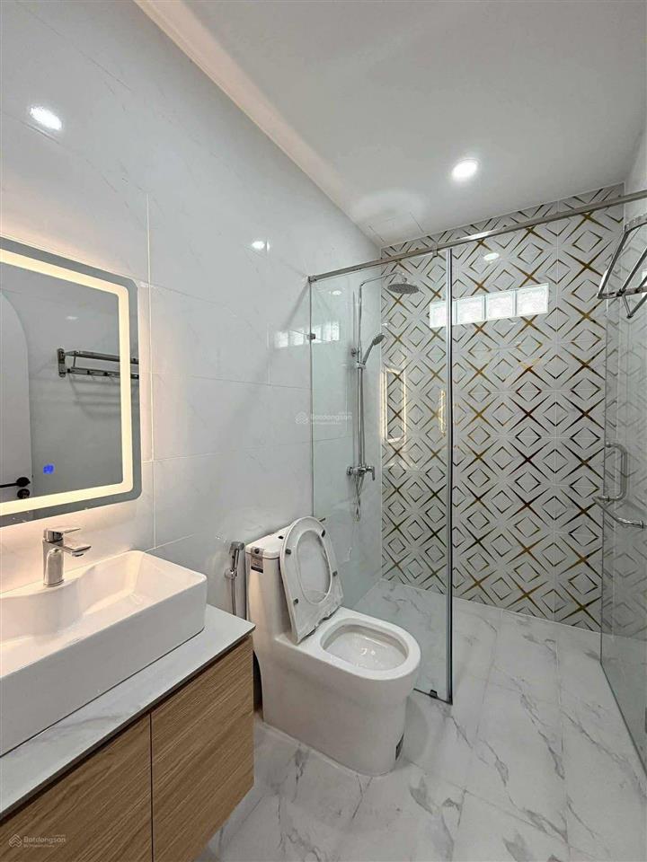 Bán gấp! yên lãng, gần phố, 15m ô tô, kinh doanh đỉnh, khu vực hiếm nhà bán, vị trí cực đẹp, mt 5m