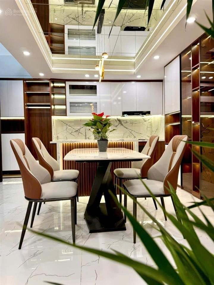 Cực hiếm! nguyễn chí thanh, ngõ thông, kinh doanh, thang máy, 6 tầng, nhà đẹp, lô góc, 41m2*6t