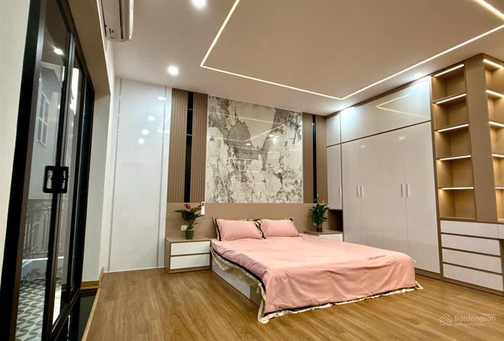 Cực hiếm! nguyễn chí thanh, ngõ thông, kinh doanh, thang máy, 6 tầng, nhà đẹp, lô góc, 41m2*6t