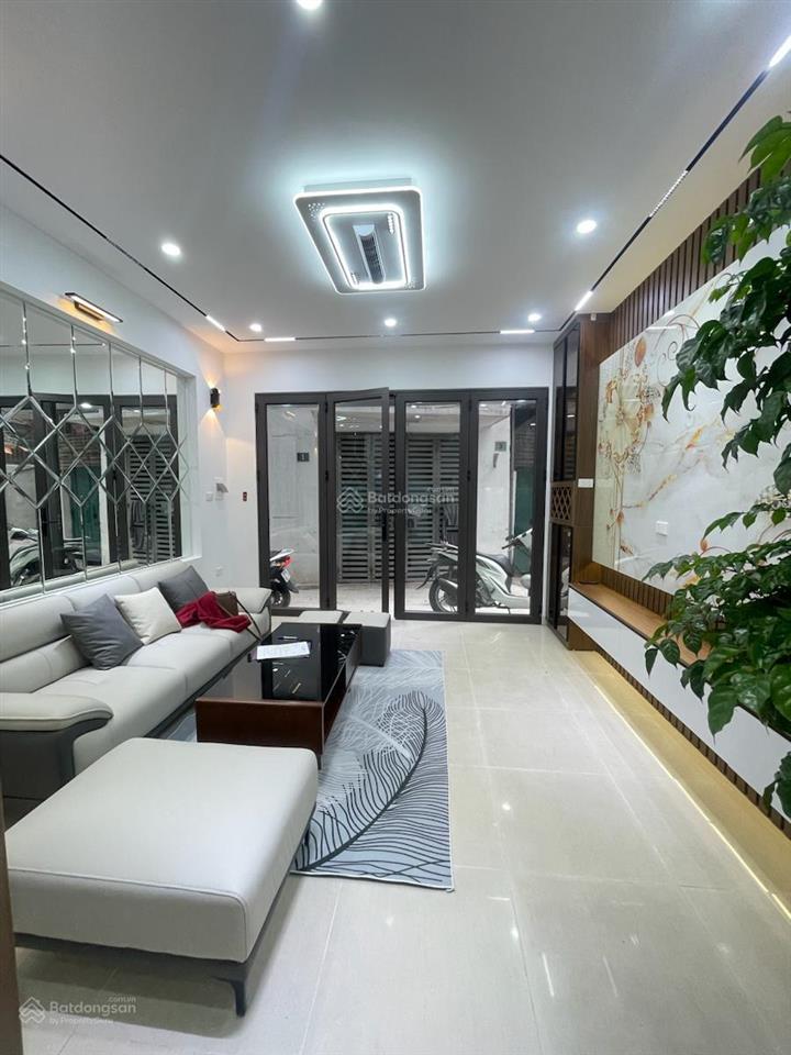 Cực hiếm! trung kính, ngõ nông, gần phố chủ bán gấp cần thanh khoản, nhà đẹp ở luôn, 38m²*5t