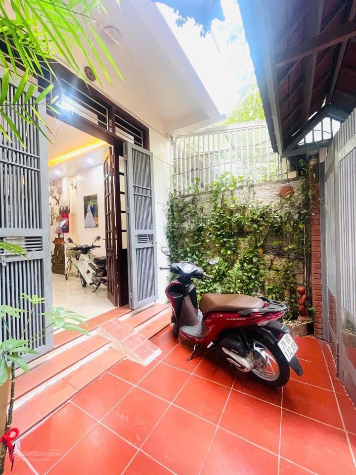 Hot! lê trọng tấn, lô góc, ô tô tránh, nhà dân xây chắc chắn, 5t, 8pn, ngõ to 4m, chỉ có 9,31 tỷ