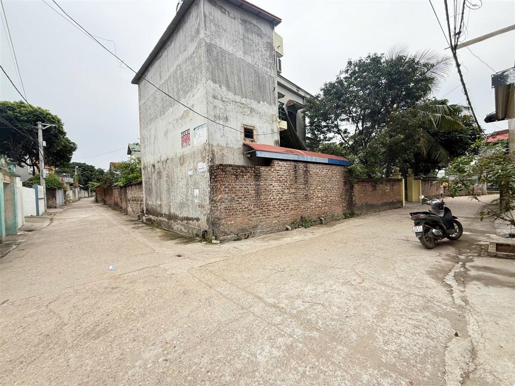 Bán lô đất 83,3 m2, mt 5m, đã có sổ, giá 43tr/m2 tại kim hoa, mê linh