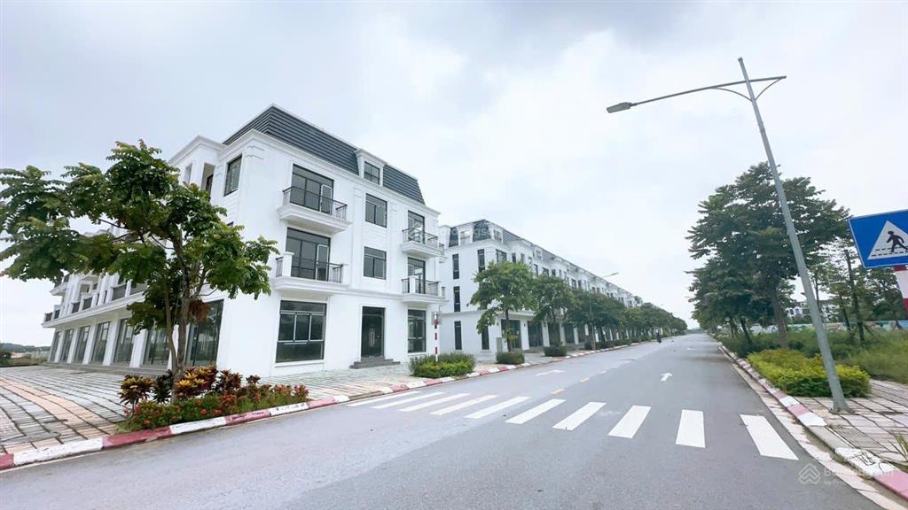 Chủ gửi bán căn liền kề hud mê linh center đẹp xuất sắc, giá yêu thương