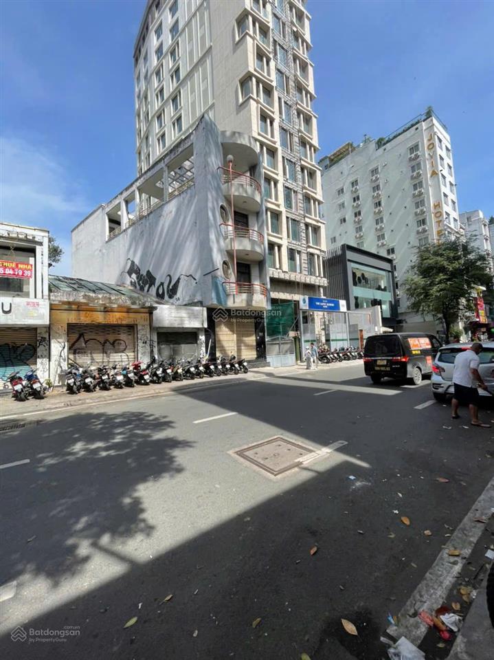 Chính chủ bán mặt tiền  lý tự trọng, quận 1. dt 20 x 50m. cn ~1067m²