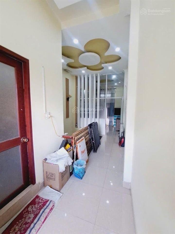 Bán gấp nhà đẹp 6,6x14m, đường 7m. ngay trường tiểu học trần văn mười