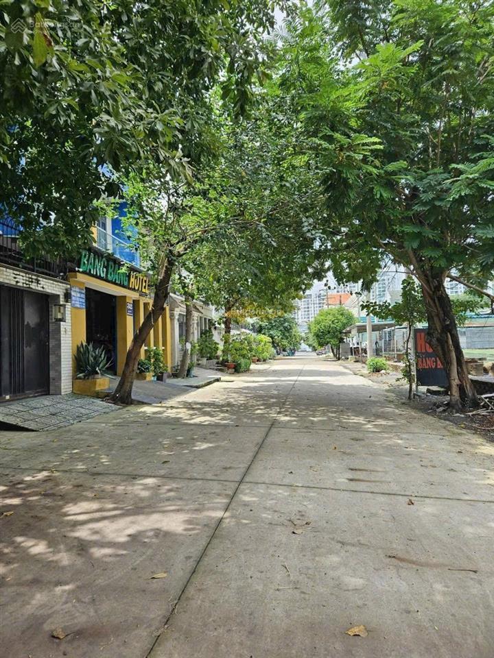 Hàng đẹp khu bên sông bình chánh, cách gigamall 5p