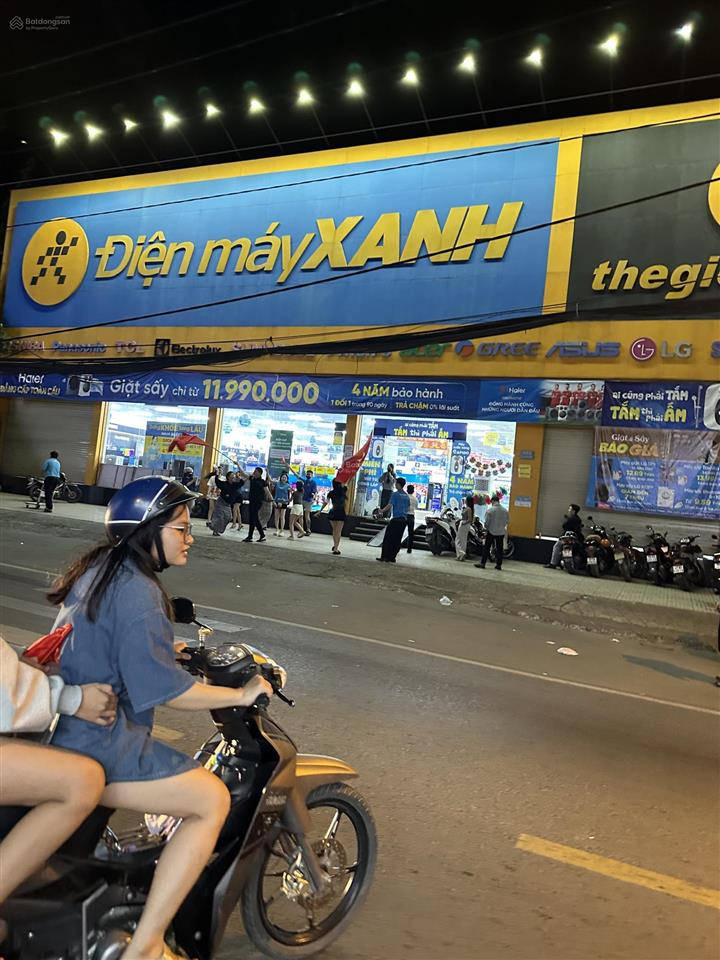 Hàng ngon đầu tư hoặc xây toà nhà văn phòng mặt tiền đường lớn đỗ xuân hợp, cách global city 2p !!!