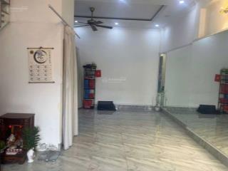 5,15 tỷ  nhà 3 tầng, đường 8, linh xuân