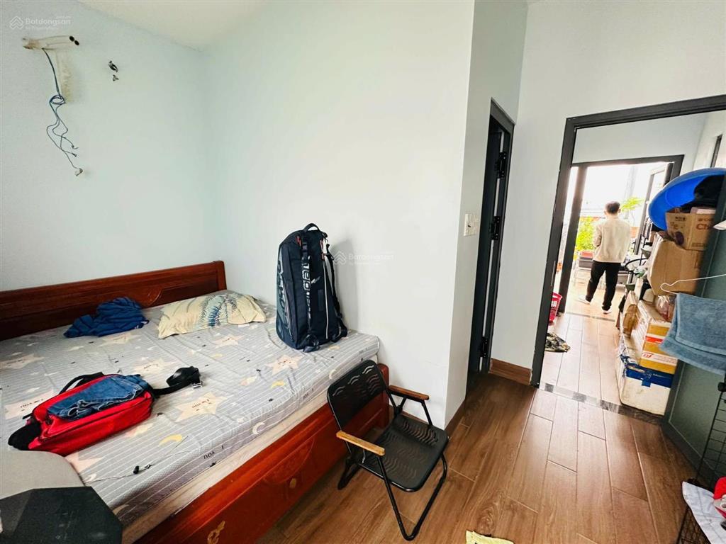 Bán nhà 3 tầng  hoàng diệu 2  giá 7,95 tỷ, 74m2, 3pn, 3wc.