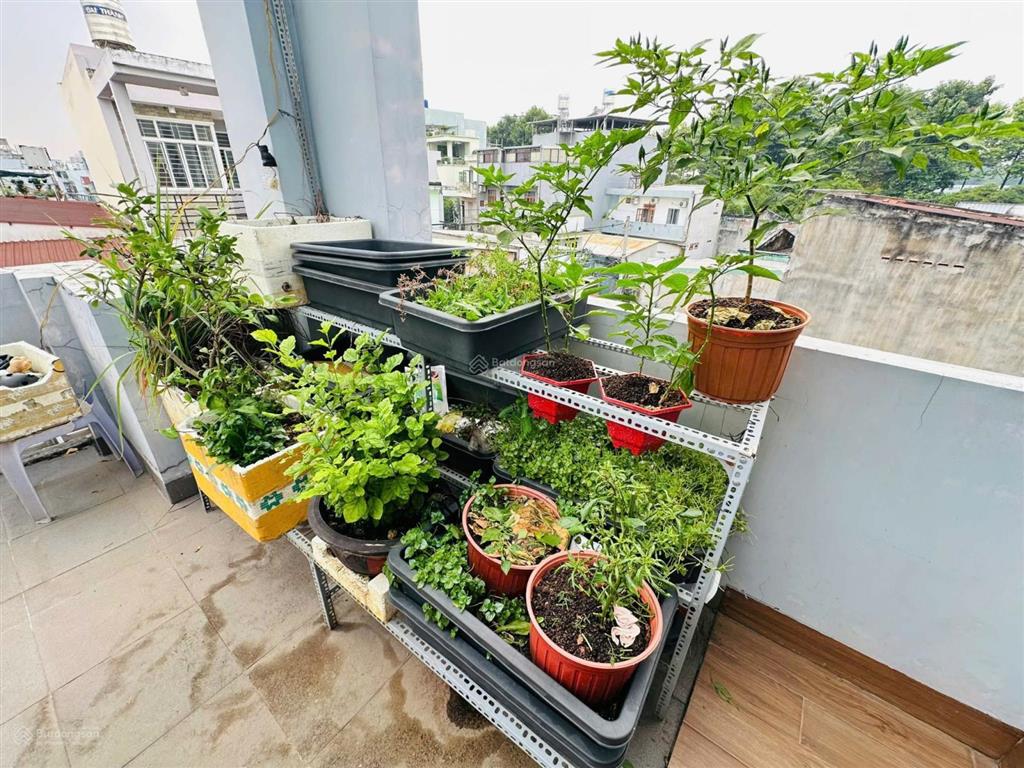 Bán nhà 3 tầng  hoàng diệu 2  giá 7,95 tỷ, 74m2, 3pn, 3wc.