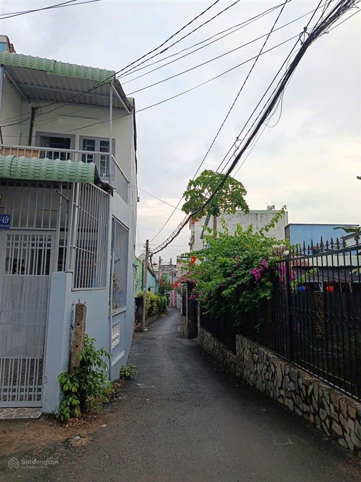 2 tỷ  nhà 2 tầng  sổ riêng, hoàn công  kha vạn cân, linh chiểu